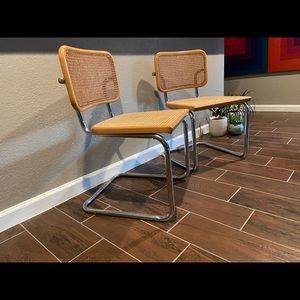 Set of 4 cesca chairs in the style of Marcel Breuer- great condition!
